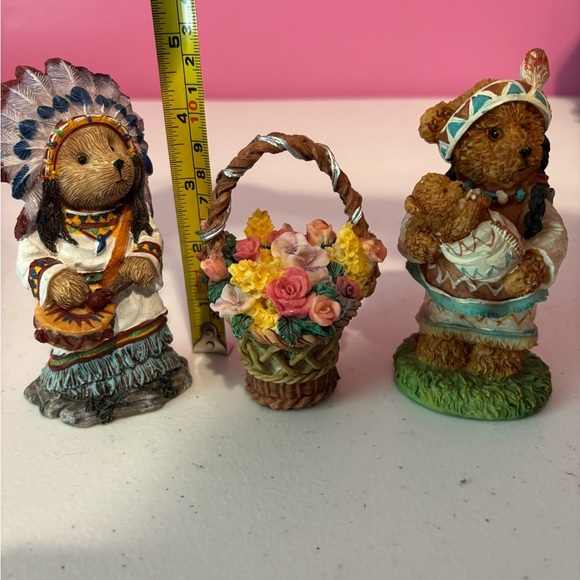 Native Bear Figurines with Floral Basket - Picture 3 of 3
